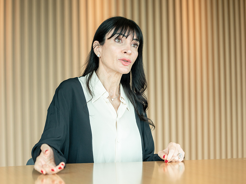 寫真：執(zhí)行役專務(wù) Chief Sustainability Officer兼CHRO兼人力資源統(tǒng)括本部長兼CDEIO Lorena Dellagiovanna